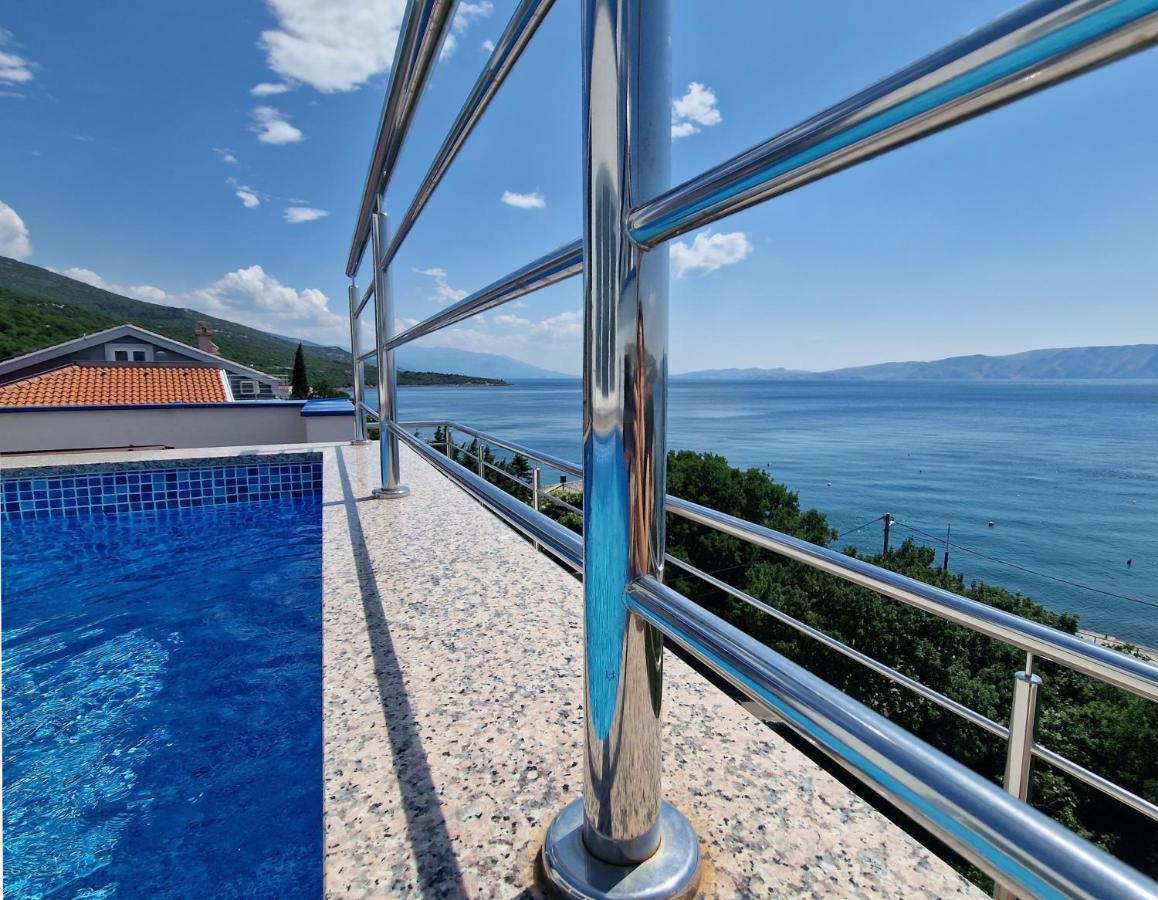 Searenity Pool Suite - Seafront Krmpote-Vodice Екстер'єр фото
